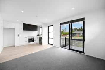 1/26 Bernard Street, Chedworth