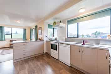 122 Morgans Road, Marchwiel