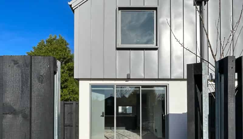 2/44 Shirley Road, Shirley