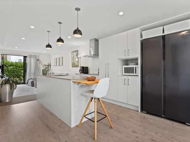 6 Orca Drive, Stanmore Bay