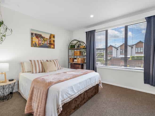 6 Orca Drive, Stanmore Bay