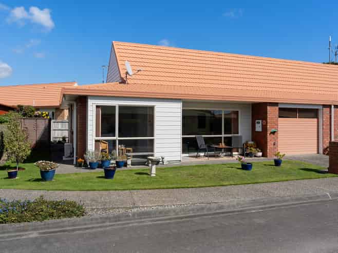 54/17 Redwood Close, Paraparaumu