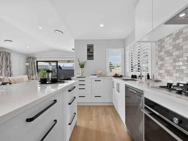 11 Peony Drive, Greytown