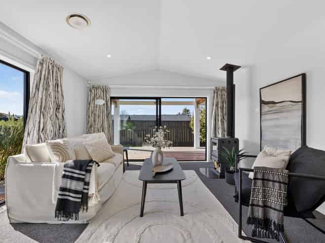 11 Peony Drive, Greytown