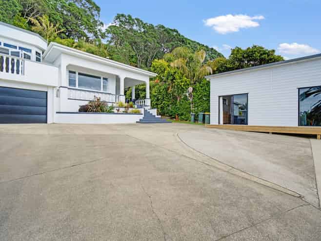 218 Pohutukawa Avenue, Ohope