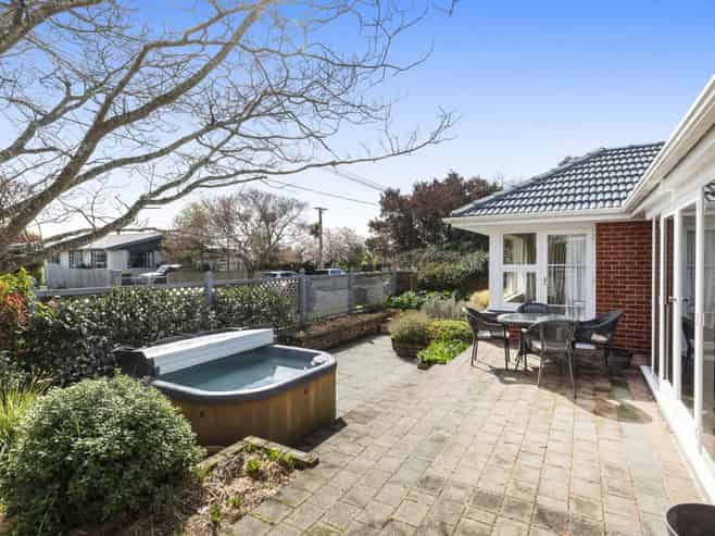 12 Beechworth Avenue, Somerfield