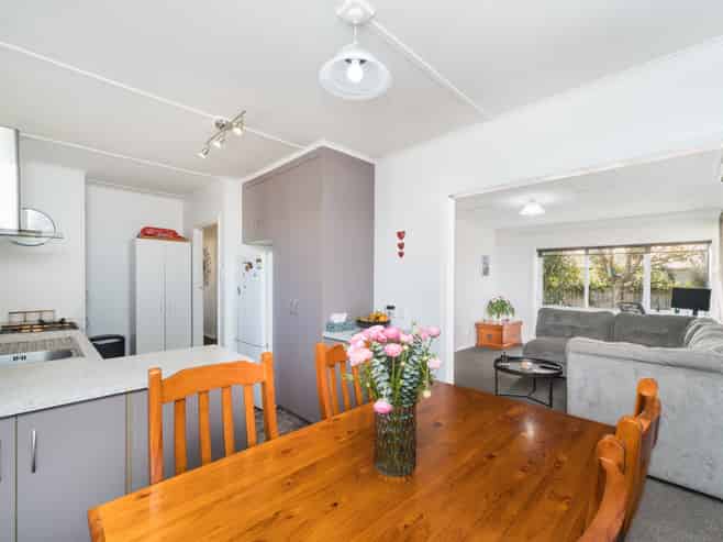 10 Cardiff Street, Awapuni