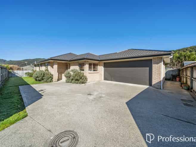 21 Sun Valley Grove, Wainuiomata
