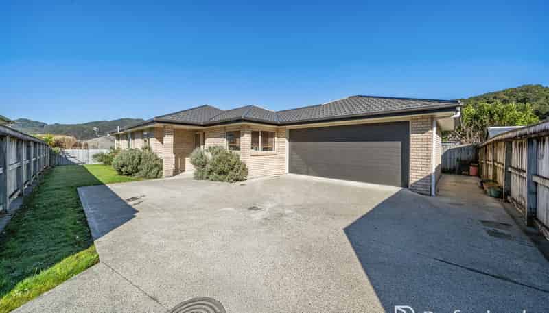 21 Sun Valley Grove, Wainuiomata
