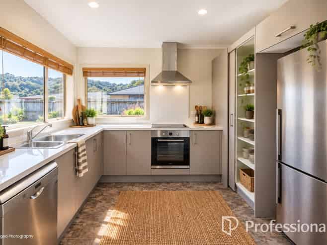 21 Sun Valley Grove, Wainuiomata