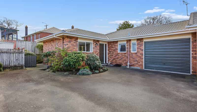 B/64 Rosebery Street, Belleknowes