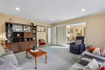 B/64 Rosebery Street, Belleknowes
