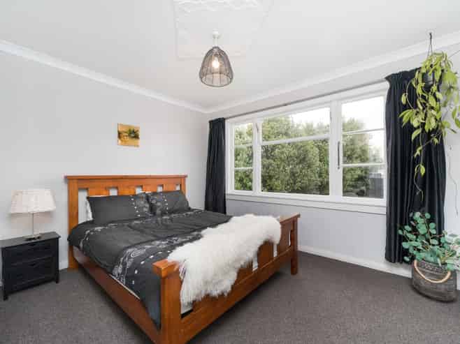6 Waterford Place, Westbrook