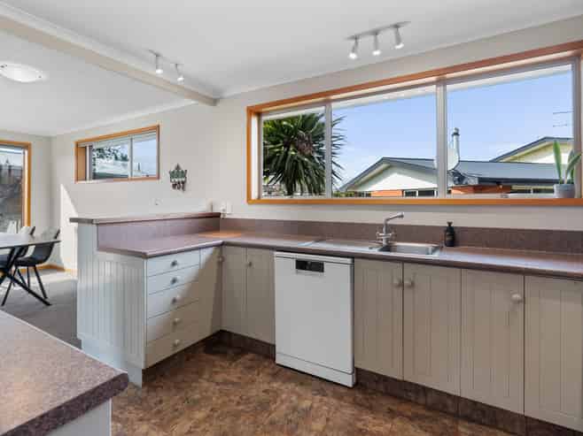 14 Bidston Street, Outram