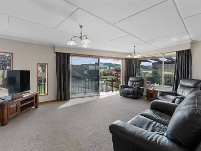 14 Bidston Street, Outram