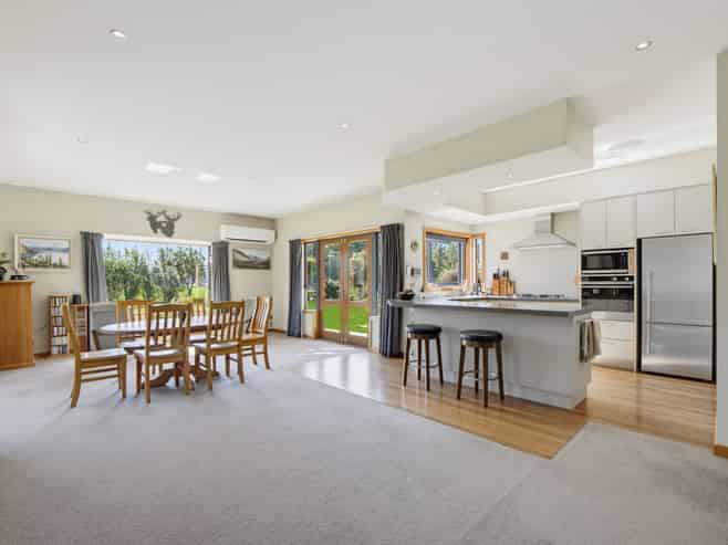 46 Garrymere Road, Okuku