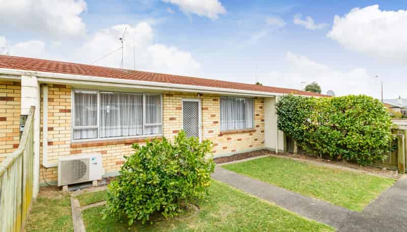 120 Featherston Street, Palmerston North