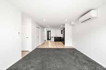 1/41 Main Road, Wainuiomata