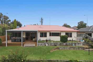 77 Poike Road, Hairini