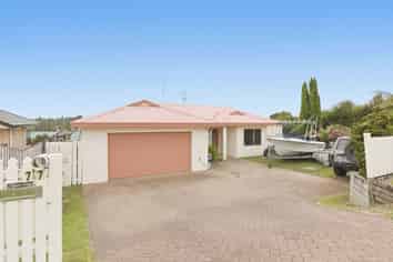 77 Poike Road, Hairini