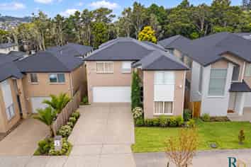 7 Evelina Lane, Flat Bush