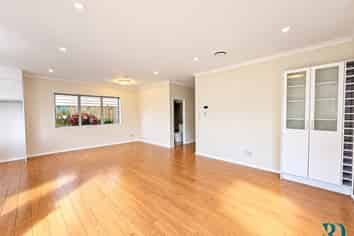 7 Evelina Lane, Flat Bush