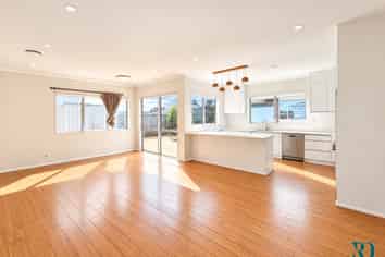 7 Evelina Lane, Flat Bush