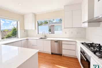 7 Evelina Lane, Flat Bush