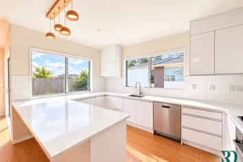 7 Evelina Lane, Flat Bush