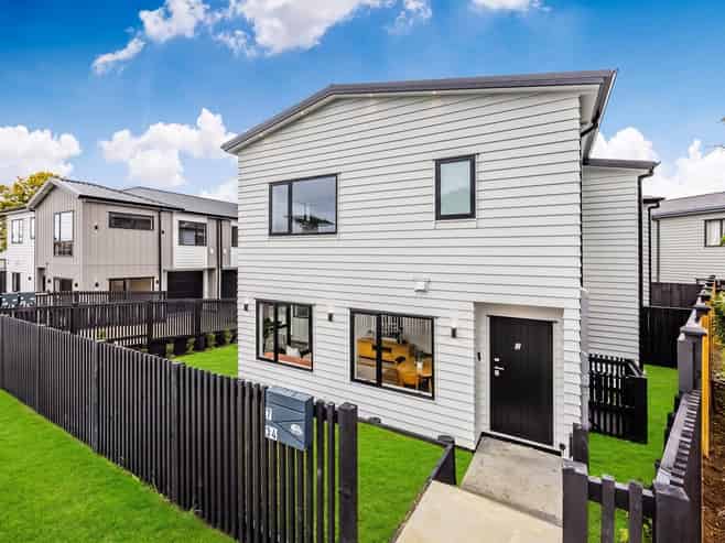 Lot 7, 34 West Coast Road, Glen Eden