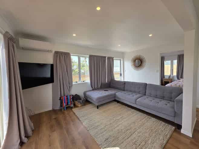 2A Holiday Road, Stanmore Bay