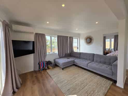 2A Holiday Road, Stanmore Bay