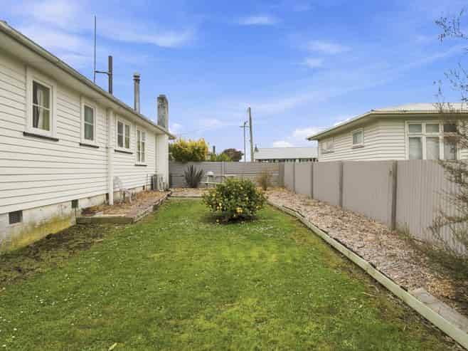 68 Marumaru Street, Marton