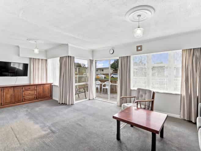 68 Marumaru Street, Marton