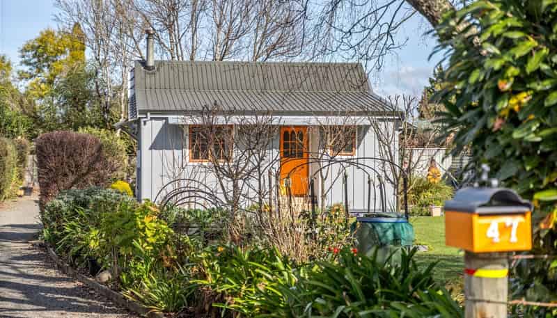47 Charles Street, Carterton
