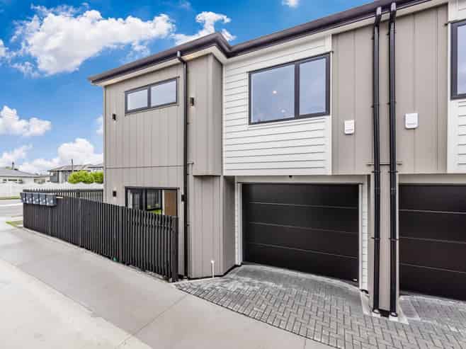 Lot 2, 34 West Coast Road, Glen Eden
