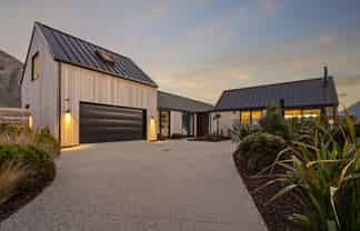 1 Torridon Court, Jacks Point