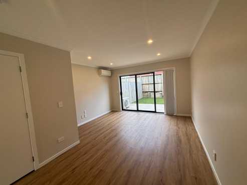 24/125B Metcalfe Road, Ranui