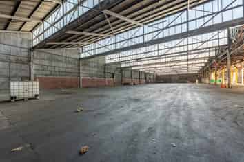 Large warehouse in port precinct