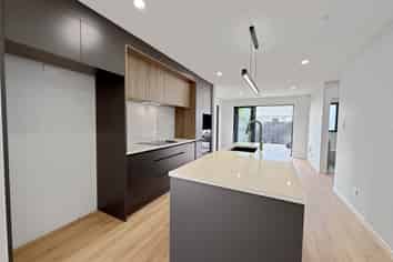 28B Harlston Road, Mount Albert