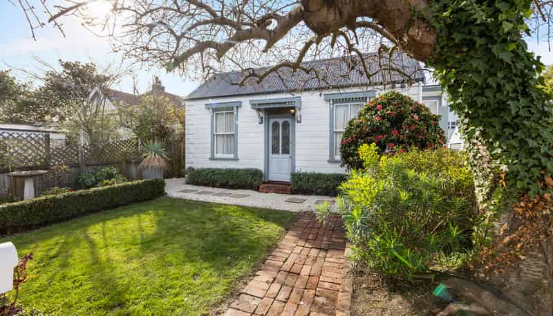147a Holly Road, Saint Albans