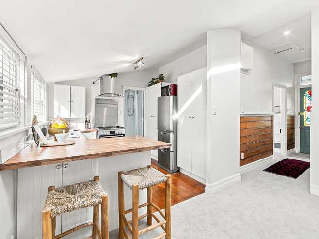 147a Holly Road, Saint Albans