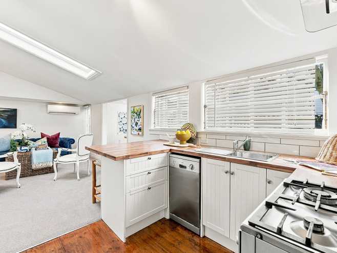 147a Holly Road, Saint Albans