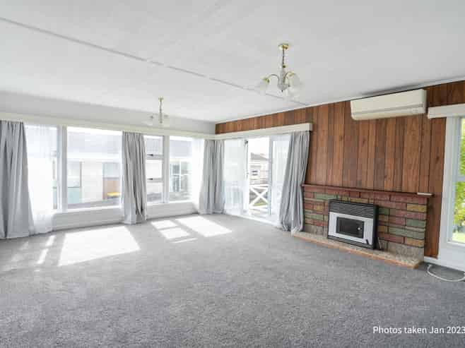 1/239 Edmonton Road, Te Atatu South