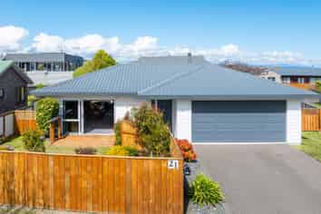 21 Stanley Street, WHAREWAKA