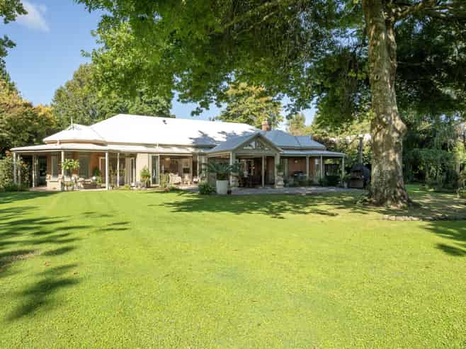 14 Freeburn Road, Pyes Pa
