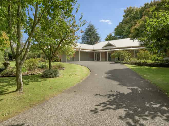 14 Freeburn Road, Pyes Pa