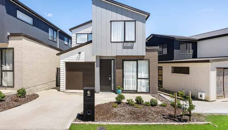 24 Pohewa Road, Silverdale