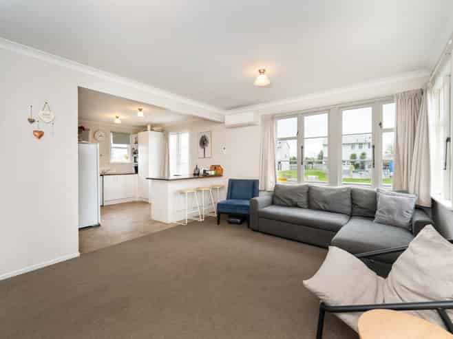 706D Wavell Street, Akina
