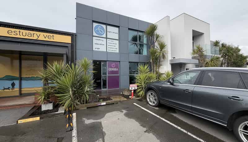 2 Humphreys Drive, Ferrymead